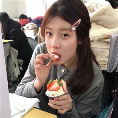 重生后师兄带仔宠我上天